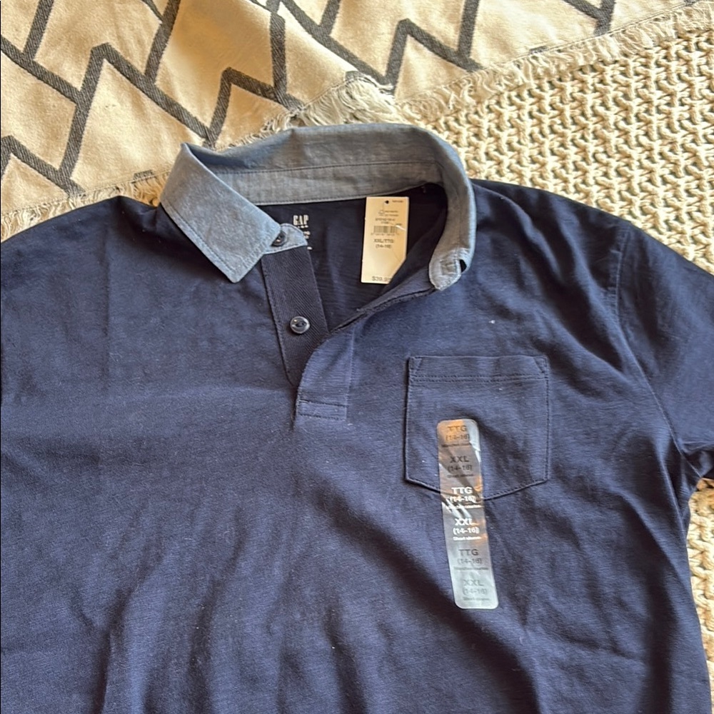 GAP Men's Navy Blue Polo Shirt